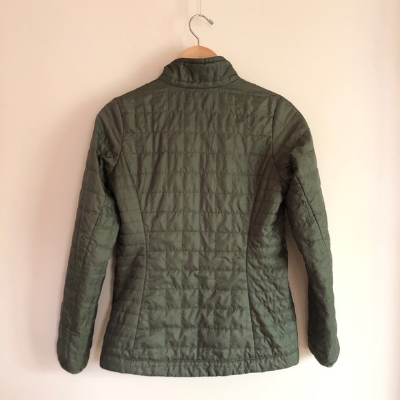 Patagonia Camp Green Nano Puff Jacket Women XS - Picture 3 of 6